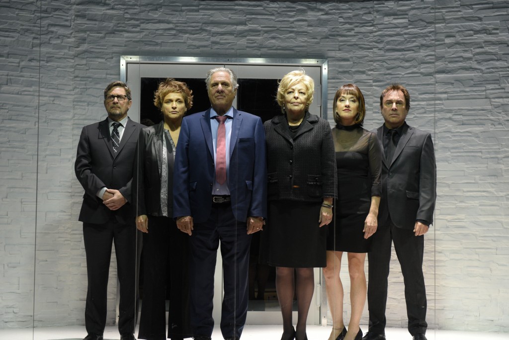 El elenco de la pieza (Foto de Yves Renaud)